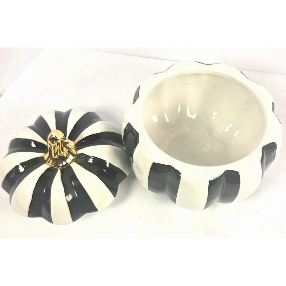 10 Strawberry Street Pumpkin Canister 7 Inch Black White Ceramic Halloween